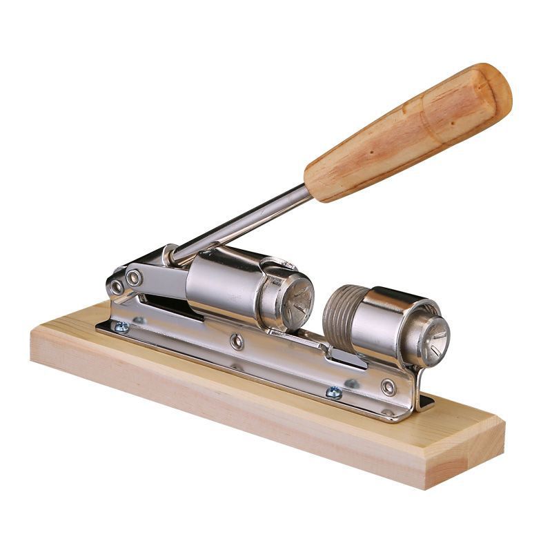 Mechanical Nutcracker for Walnuts & Pecans
