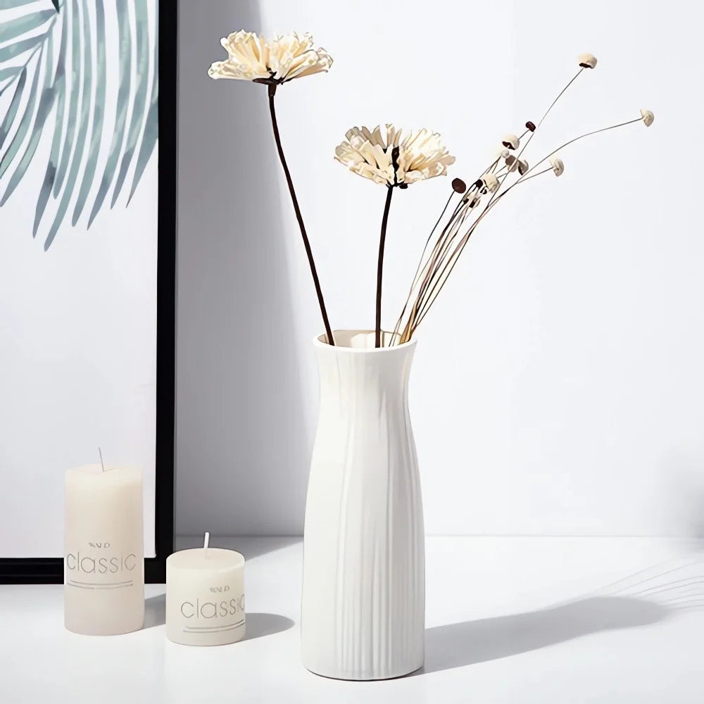 Nordic Plastic Bud Vase - Small