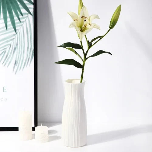 Nordic Plastic Bud Vase