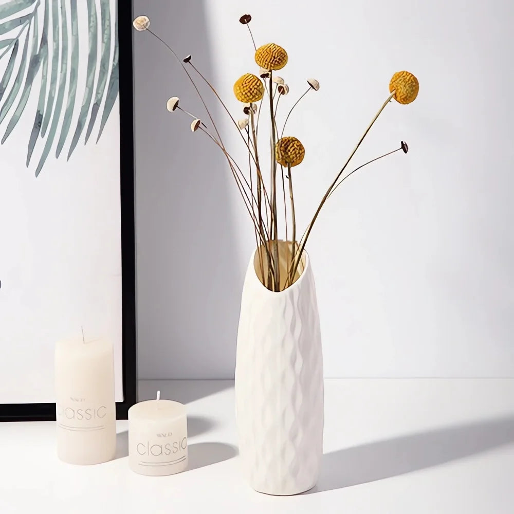Nordic Plastic Bud Vase - Small