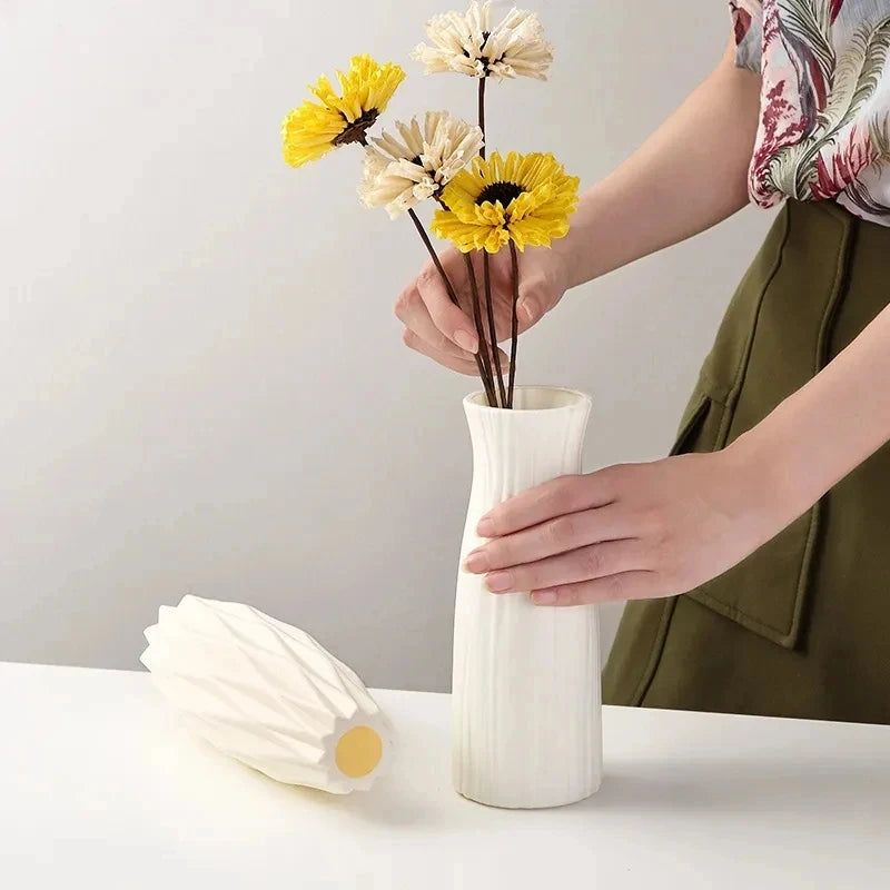 Nordic Plastic Bud Vase