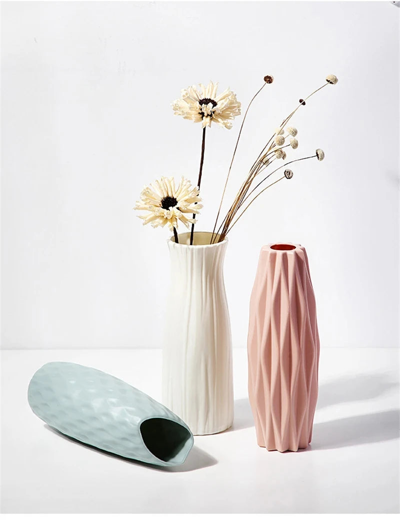 Nordic Plastic Bud Vase