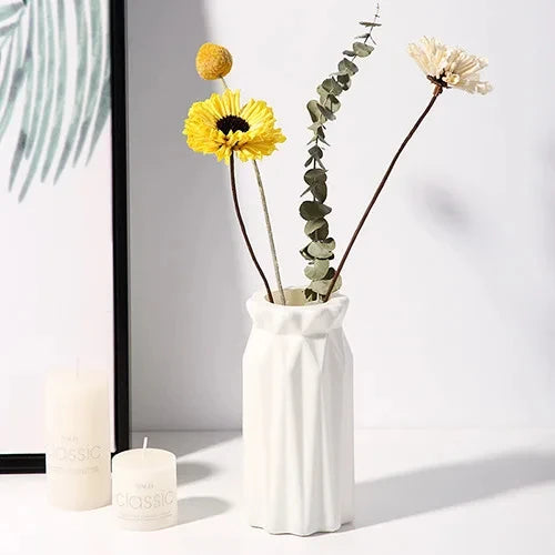 Nordic Plastic Bud Vase