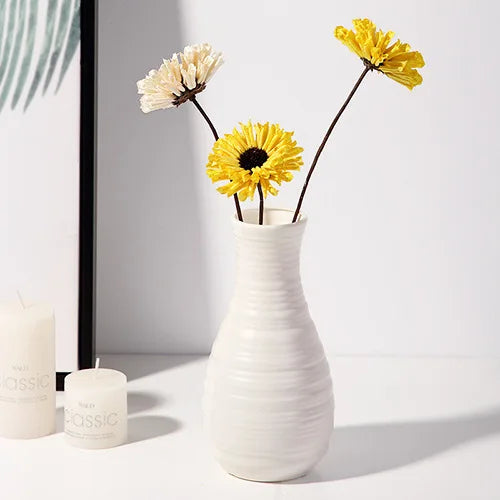 Nordic Plastic Bud Vase - Small