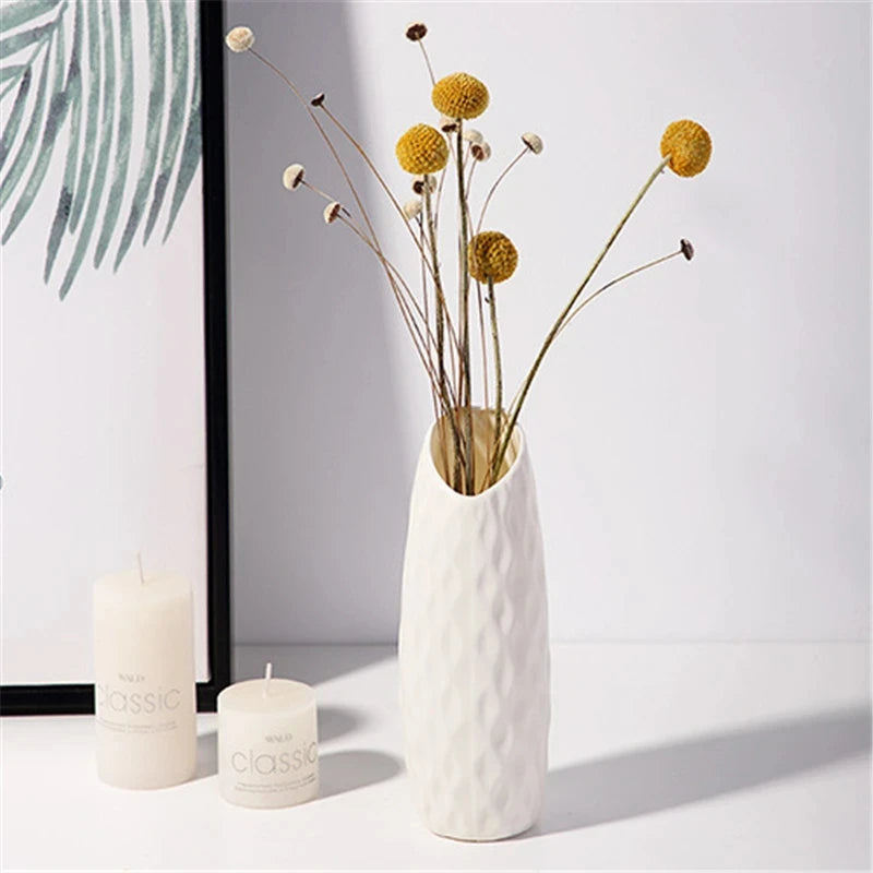Nordic Plastic Bud Vase